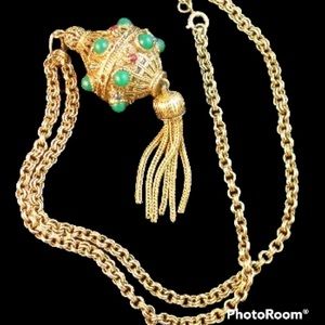 Vintage Florenza Etruscan Vinaigrette Pendant Necklace